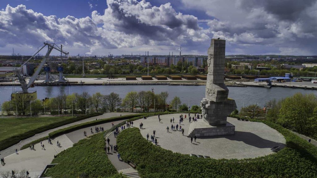 Wycieczki szkolne na Westerplatte