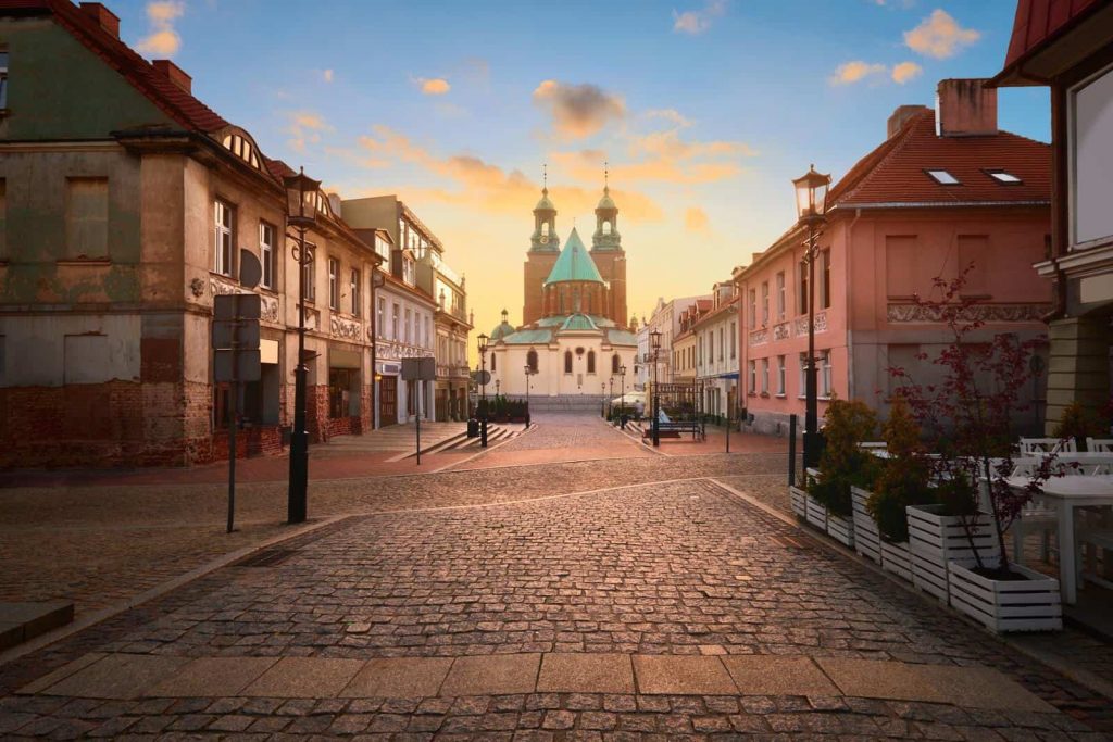 Wycieczka szkolna do Ostrowa Lednickiego