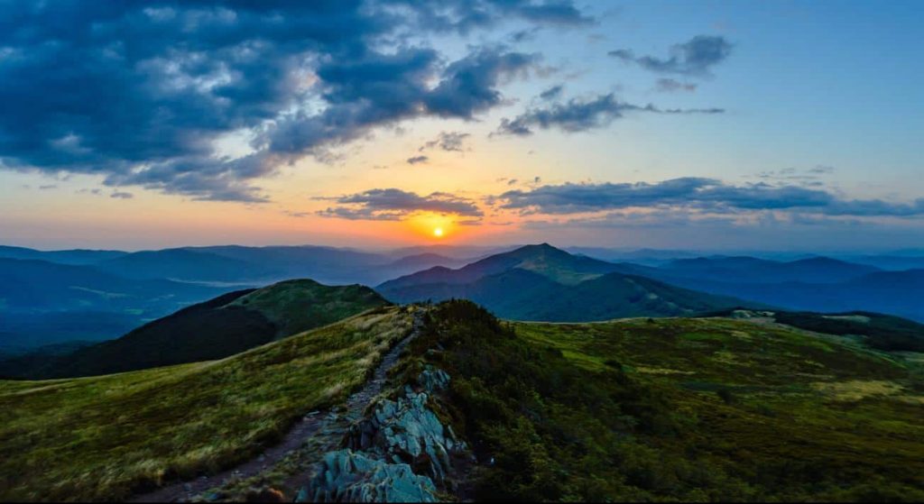 BIESZCZADY - Wycieczki szkolne