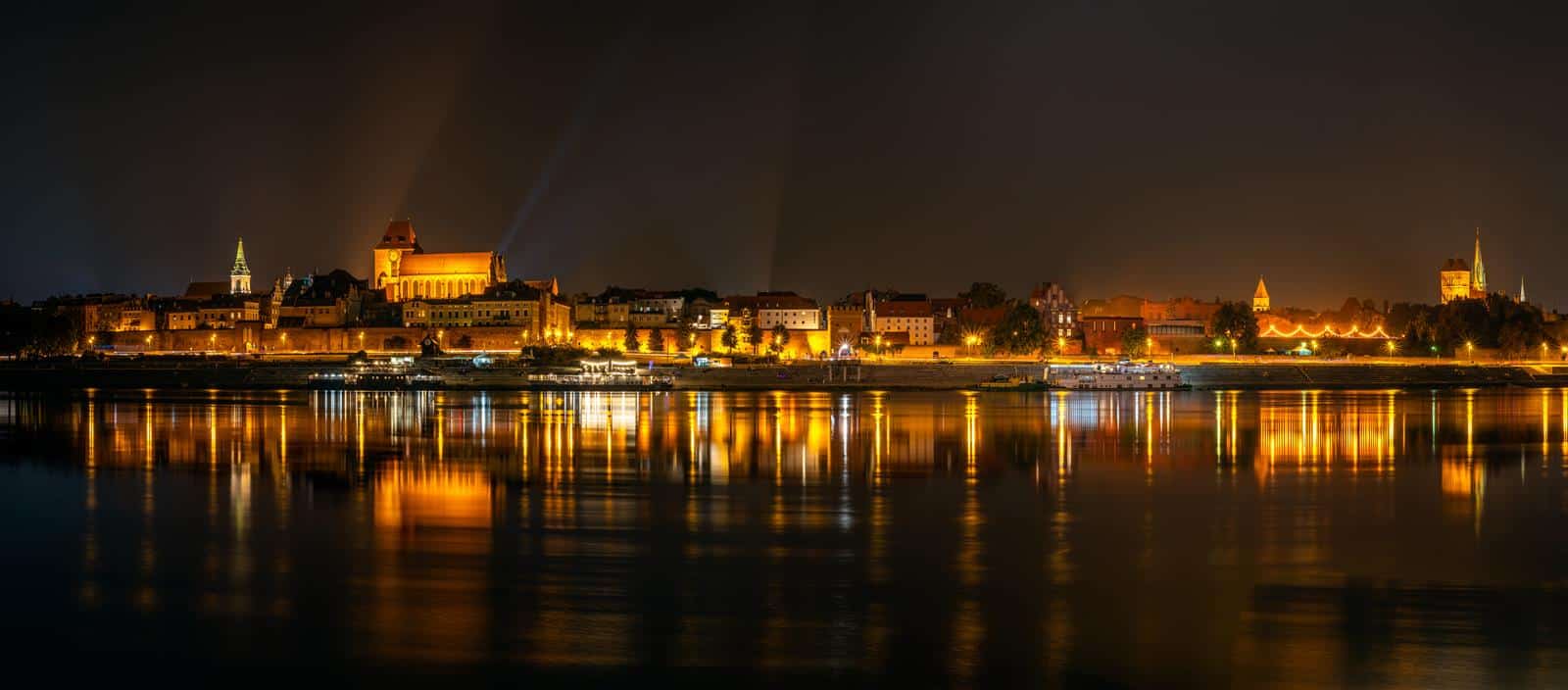 Toruń w Blasku Świateł – Nocne zwiedzanie Starego Miasta Toruń