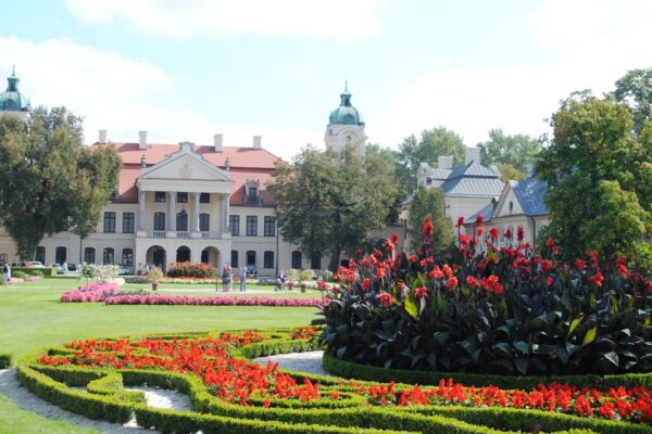 Pałac i Park w Kozłówce Szlakiem Literatury Polskiej