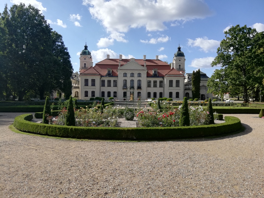 Zwiedzanie pałac i parku w Kozłówce